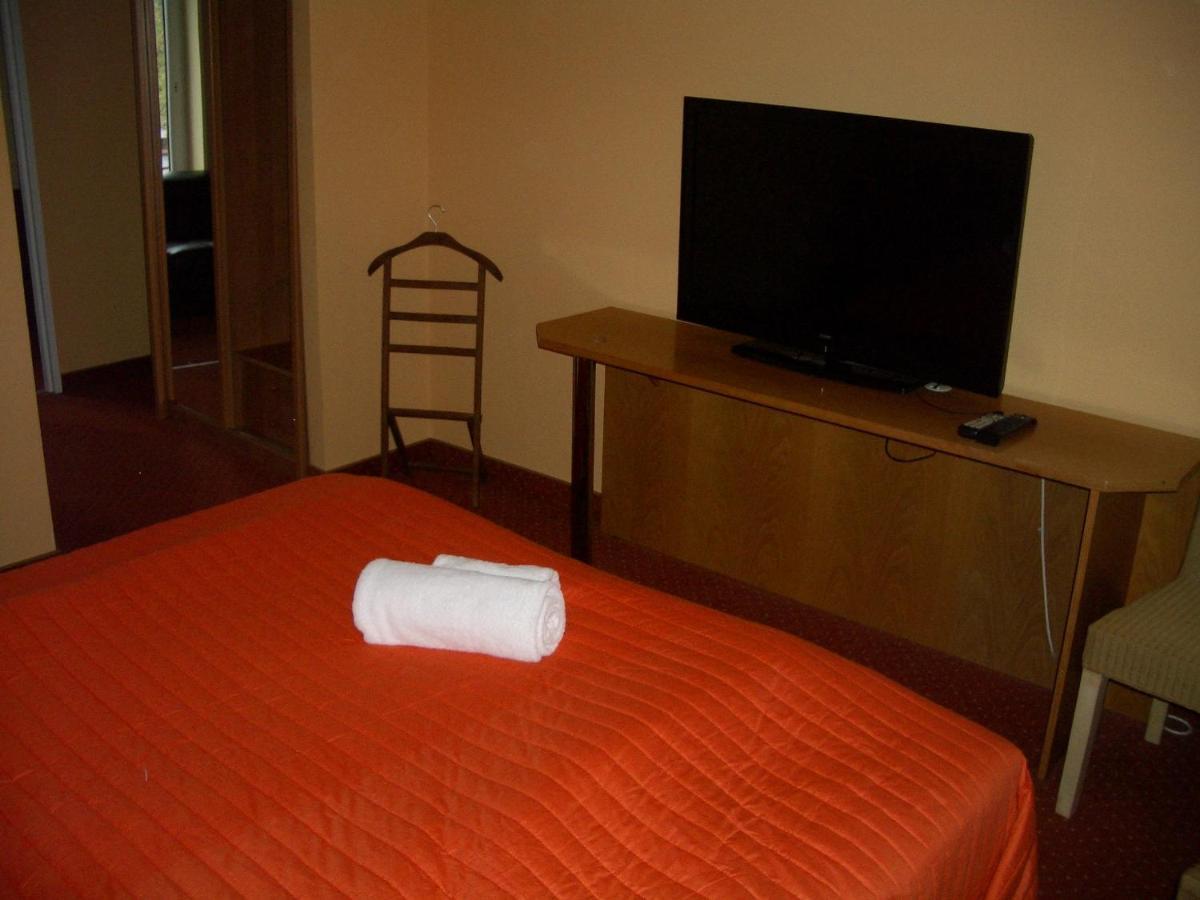 Kardamon Bed & Breakfast Zary  Room photo